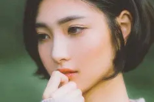 百万网红人设彻底崩塌! 前男友扒出虐狗真相思聪不认女儿是对的