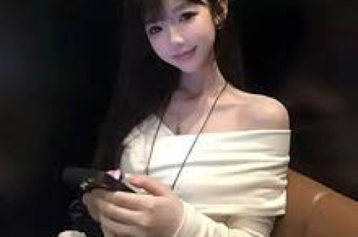 42岁香港女星希望尽快结婚公开择偶条件曾因男友出轨取消婚约