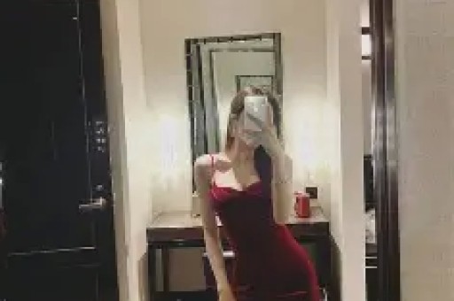 李小冉被曝离婚后续：曾陷出轨插足风波男方年初还在高调追妻