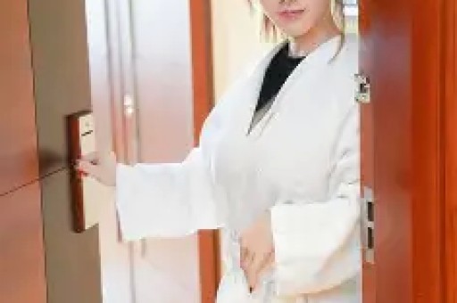 白冰偷税事件还没解决前合伙人曝光猛料婚内出轨证据确凿